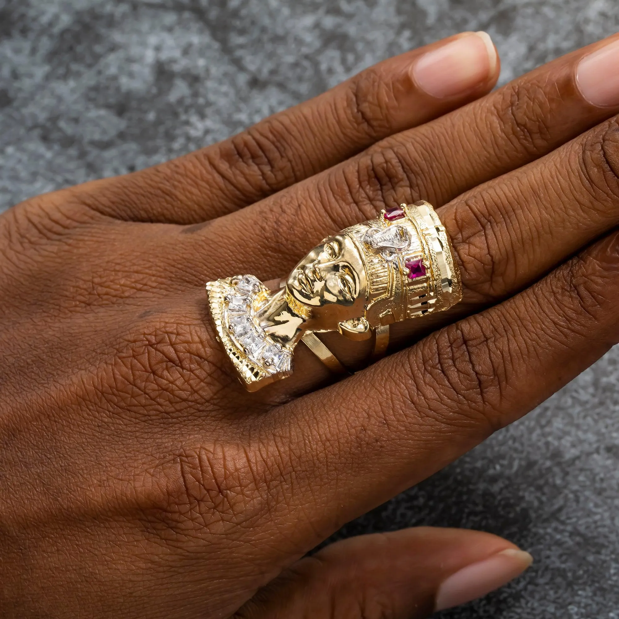 10K GOLD DIAMOND AND GEMSTONE EGYPTIAN QUEEN NEFERTITI RING 9.2G