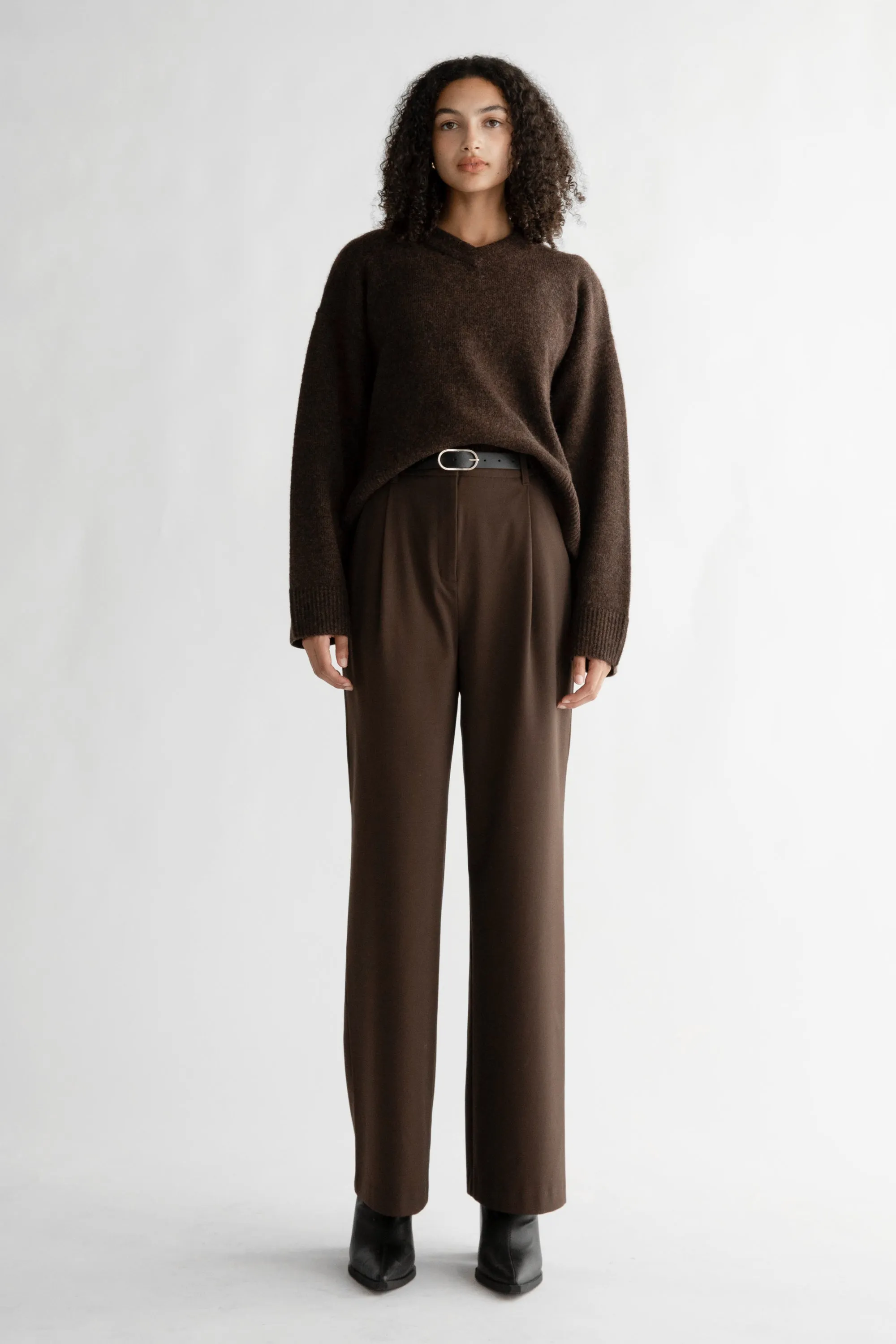 STRAIGHT LEG TROUSER